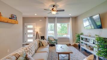 House, Multiple Beds, Balcony | Living room | TV