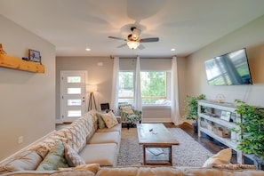 House, Multiple Beds, Balcony | Living room | TV