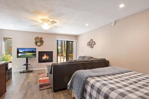 1 bedroom, individually decorated, individually furnished, free WiFi