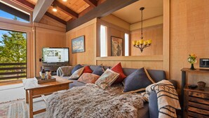 House, Multiple Beds, Hot Tub - Rocky Ridge Retreat (Tahoe City)