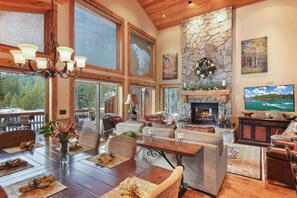 Townhome, Multiple Beds, Hot Tub, Mountain View (Wulf's Lodge at Olympic Valley) | Interior - Wulf's Lodge at Olympic Valley Unwind in Hot Tub! (Olympic Valley)