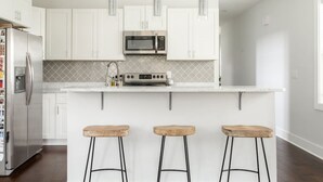Unclassified image, 4 of 23, button - Modern Morningside (Nashville)