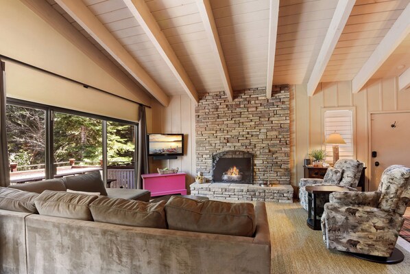 Condo, Multiple Beds, Balcony, Mountain View (Waters Edge Oasis) | Living area | 42-inch flat-screen TV with digital channels, fireplace - Waters Edge Oasis Shared Pool & Pier Access (Tahoma)