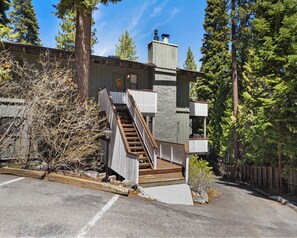 Exterior - Waters Edge Oasis Shared Pool & Pier Access (Tahoma)