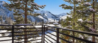 Valley View Bliss Nearby Bike Trails & Beach