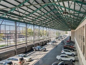 免費自助停車