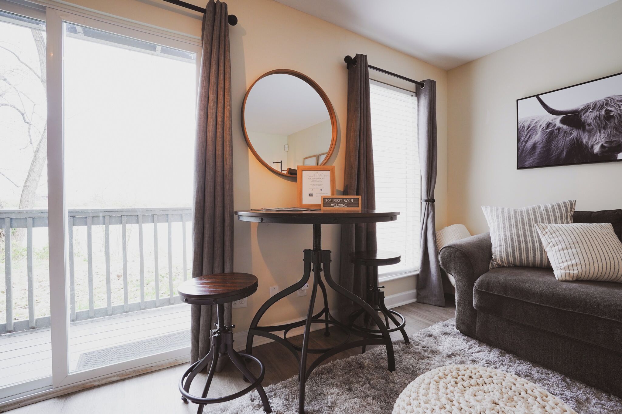 Condo, 1 giường cỡ king và sofa giường, ban công | 1 phòng ngủ, trang trí khác biệt 