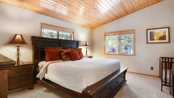 3 bedrooms, individually decorated, individually furnished, free WiFi