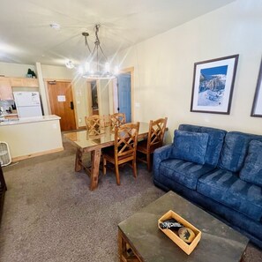 Condo, Multiple Beds, Patio, Mountain View (Sunstone #131) - Sunstone #131 - Shared Pool, Hot Tub & BBQ (Mammoth Lakes)