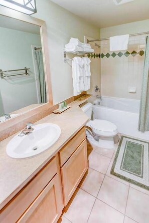 Condo, Multiple Beds, Patio, Mountain View (Sunstone #131) | Bathroom - Sunstone #131 - Shared Pool, Hot Tub & BBQ (Mammoth Lakes)