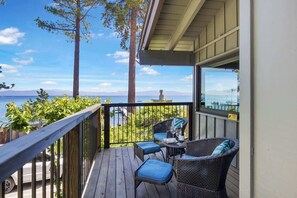 Stadtwohnung, Mehrere Betten, Terrasse, Bergblick (Waters Edge Jewel 33) | Unterkunftsgelände