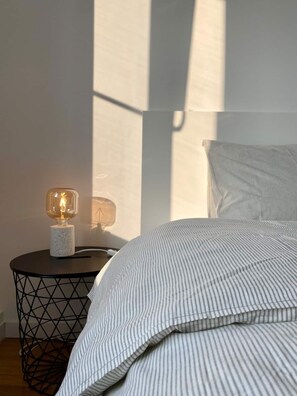 3 bedrooms, free WiFi, bed sheets - Luxury apartment renovated in 2021 (Oostende)