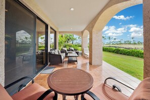 Villa, varias camas, lanai, vista al campo de golf (Shores 19 - 2 Ensuite & Loft) | Terraza o patio