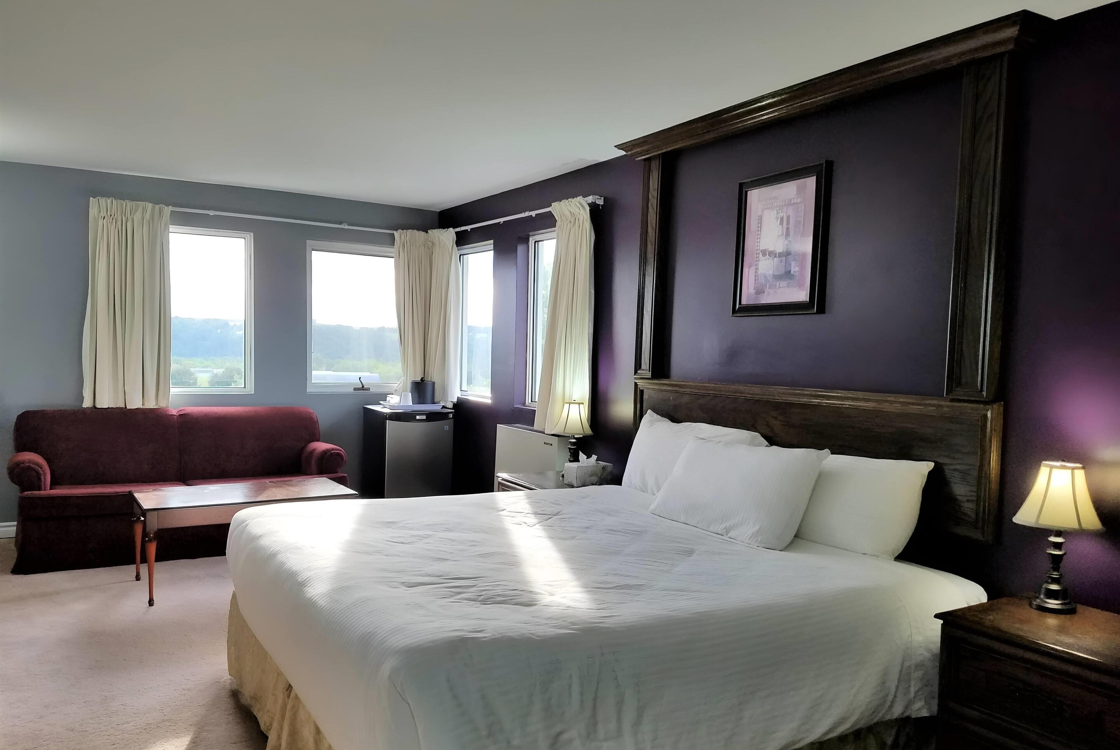 Memory foam beds, individually decorated, individually furnished, desk