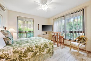 Villa, Multiple Beds, Patio, Golf View (Shores 19 - 3 Ensuite & Loft) | 2 bedrooms, individually decorated, individually furnished, desk
