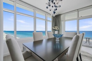 Condo, 4 Bedrooms | Dining
