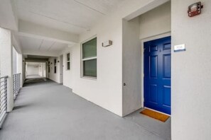 Interior - SL106 - Modern Condo - Resort Access included (Kissimmee)