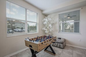 غرفة الألعاب