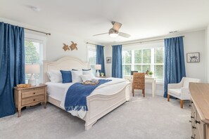 5 Schlafzimmer, Schreibtisch, Bügeleisen/Bügelbrett, kostenloses WLAN