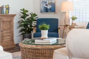 Interior - (5) The Hideaway| NEW Build Pool| Rec Room| |5 min. Drive to Beach| Baby & Kid Friendly (Hilton Head Island)