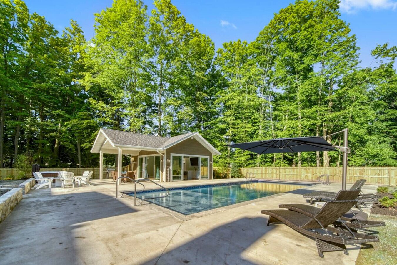 Outdoor pool, a heated pool