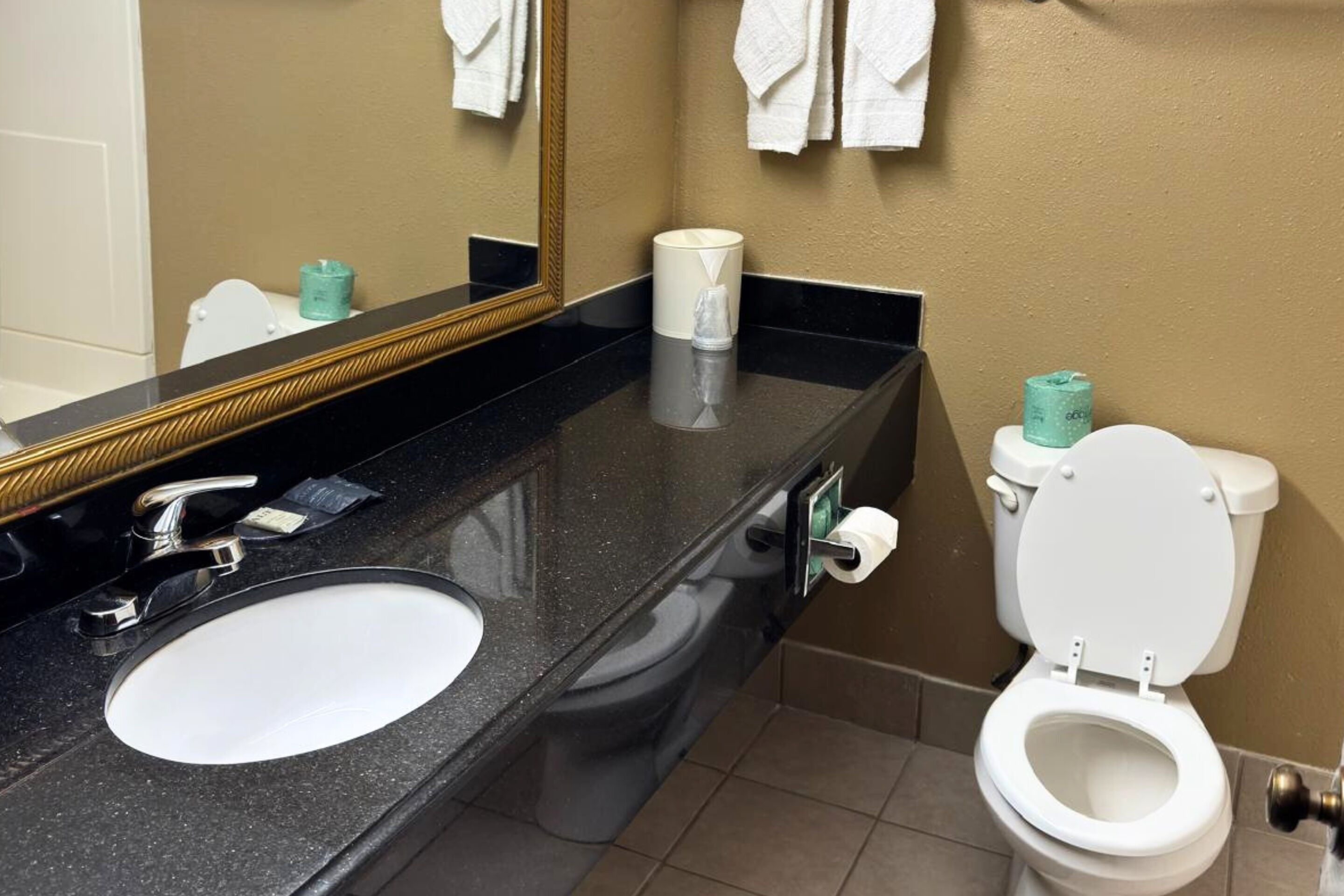Coratel Inn & Suites by Jasper Santa Fe OKC — photo 8