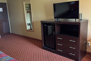 Premium bedding, down comforters, desk, laptop workspace