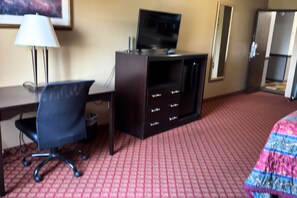 Premium bedding, down duvets, desk, laptop workspace