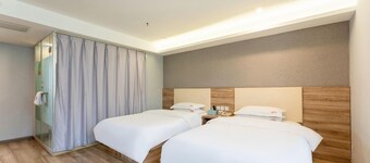 Shell Suzhou Yongqiao District Dongchang Road National Purchase Square Hotel
