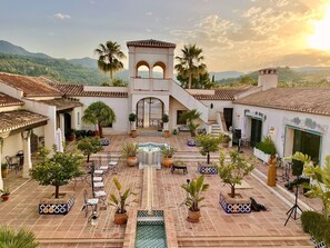 Terrace/patio - The most romantic hacienda in Andalucia (Saleres, Granada)