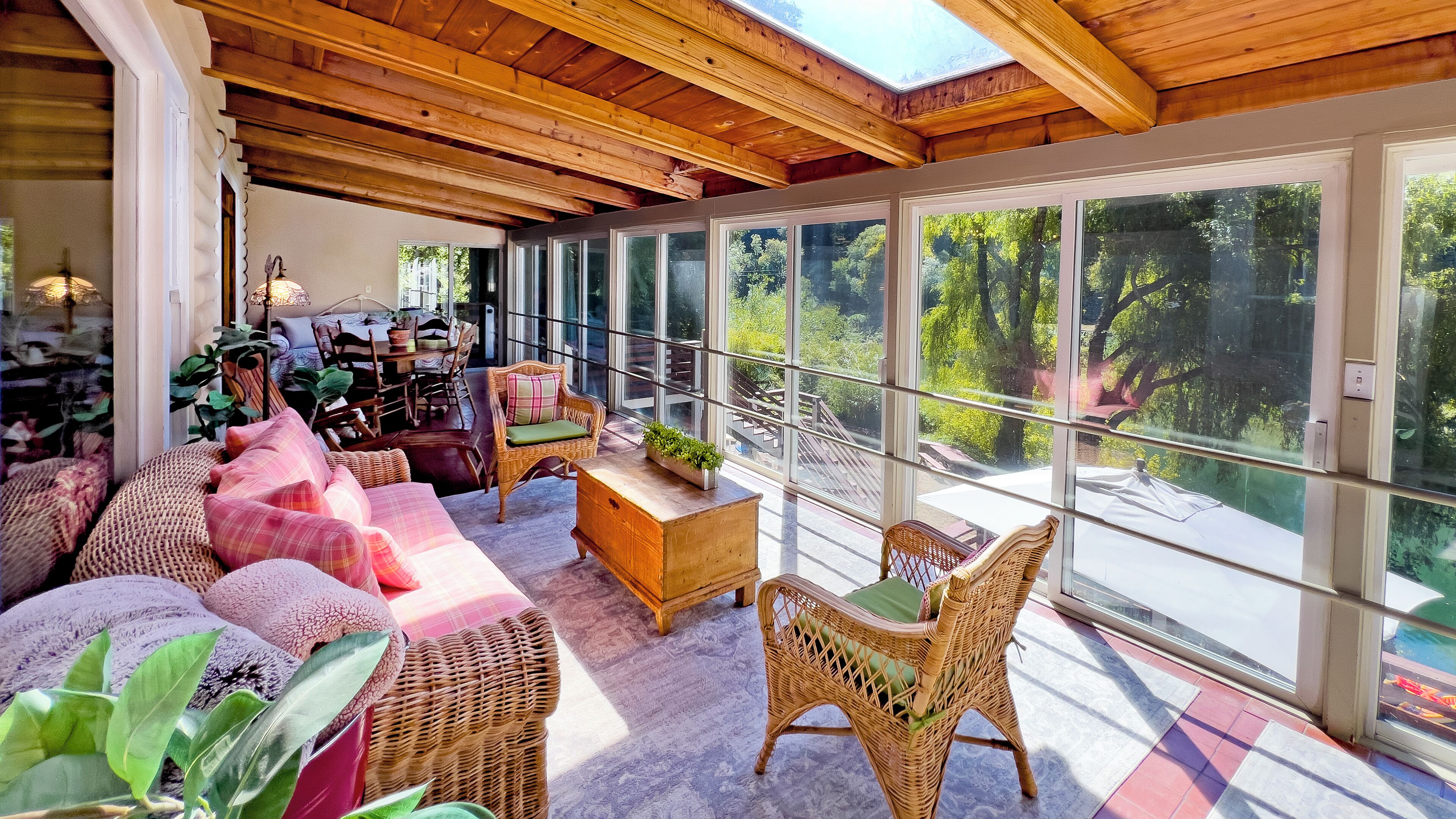 Smart TV, fireplace, DVD player, foosball