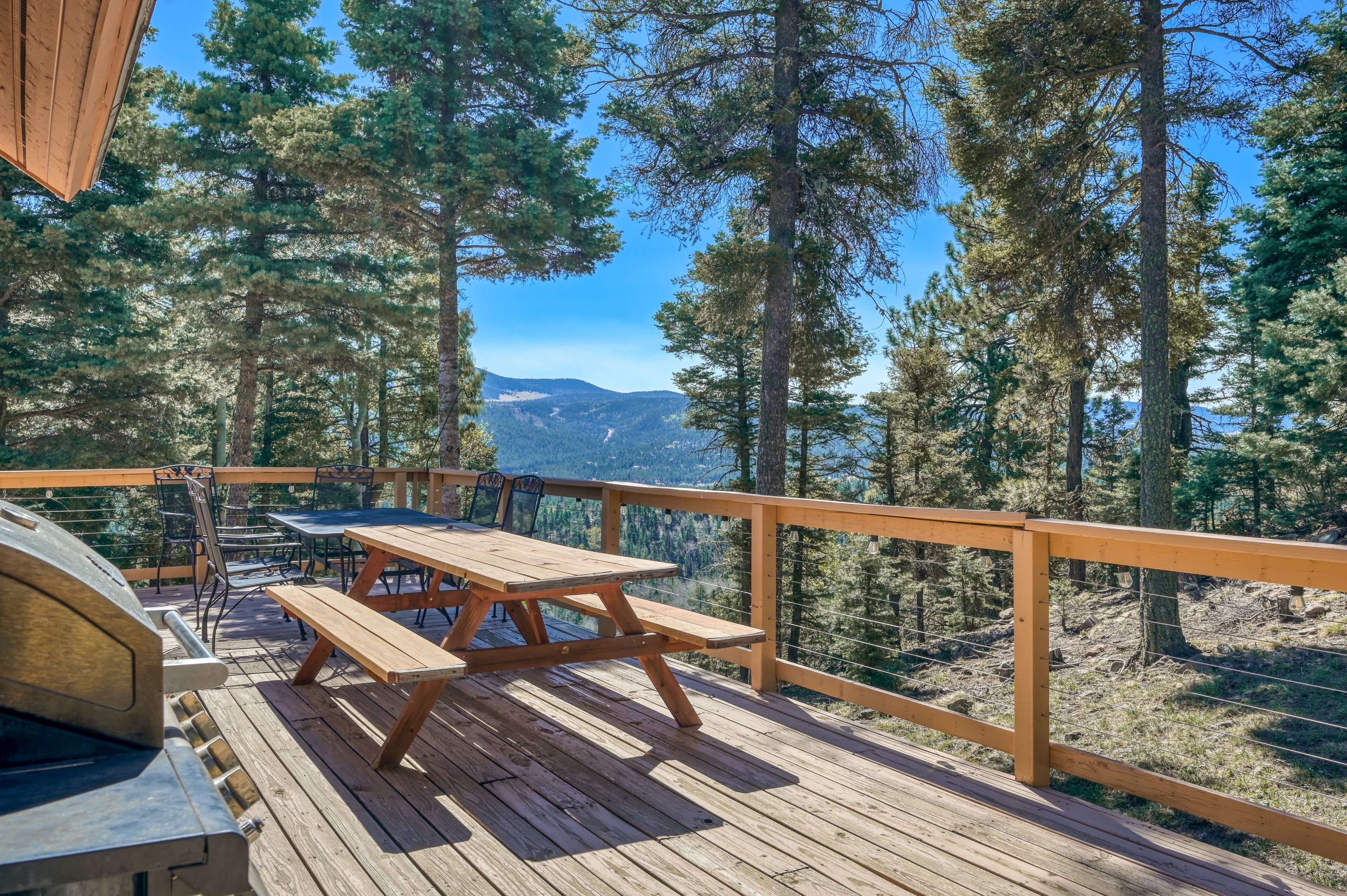 Mountain Home W/ WiFi, Balcony, Pool Table, & Nearby Ski Resort - Dogs Welcome