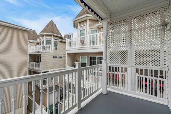 Property grounds - Amazing Beach Property Awaits You (Seaside Heights)