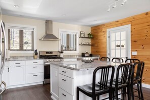Fridge, microwave, oven, stovetop - Modern Retreat with Mountain Views! (Waitsfield)