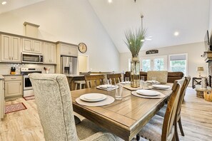 Dining - Dream Ridge | Ellijay, GA (Ellijay)