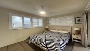 2 bedrooms, iron/ironing board, bed sheets