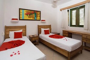2 chambres, bureau, Wi-Fi gratuit