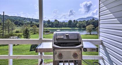 Pet-Friendly Waterfront Hayesville Cottage!