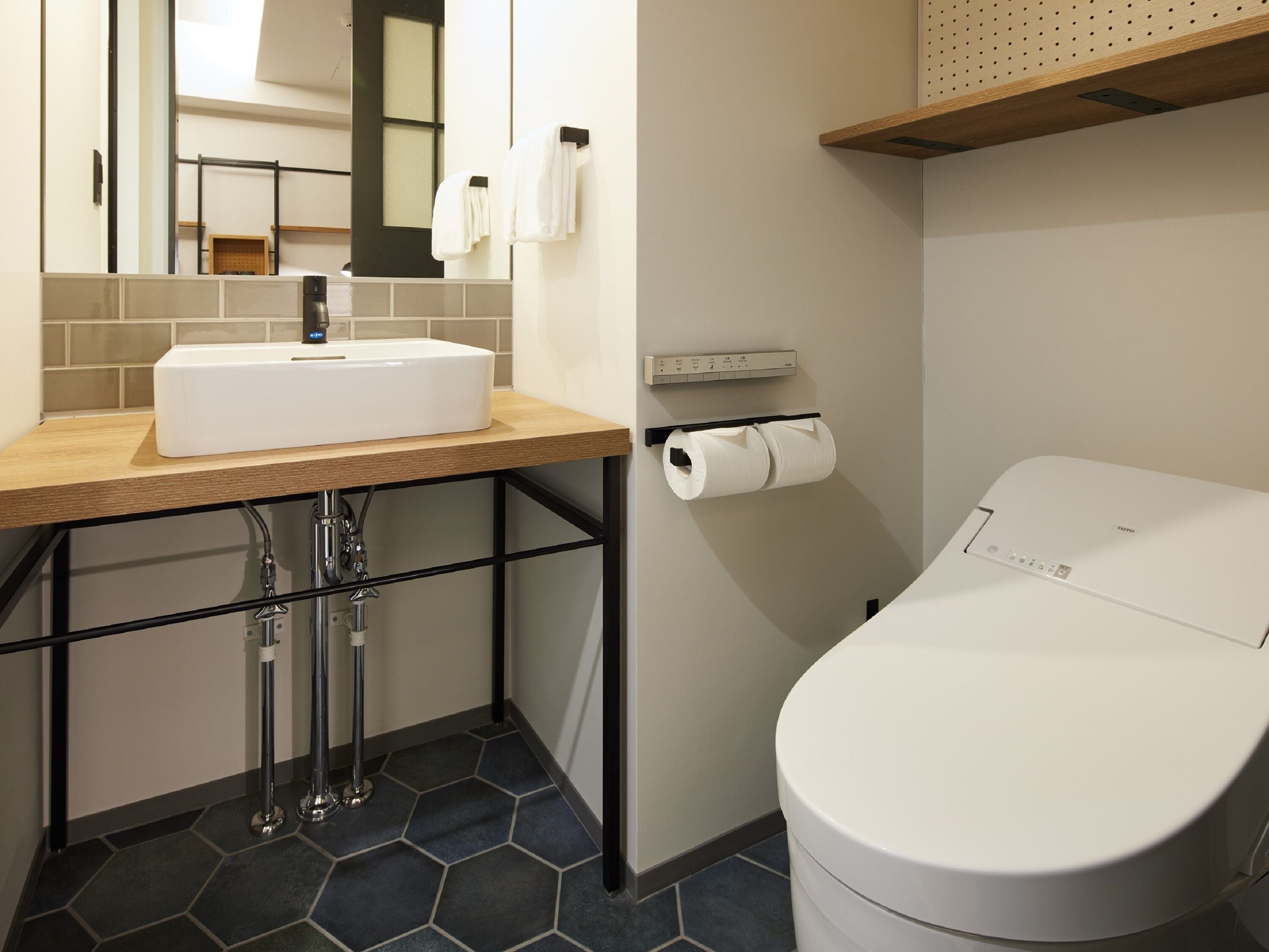 separate bathtub and shower, free toiletries, hair dryer, slippers