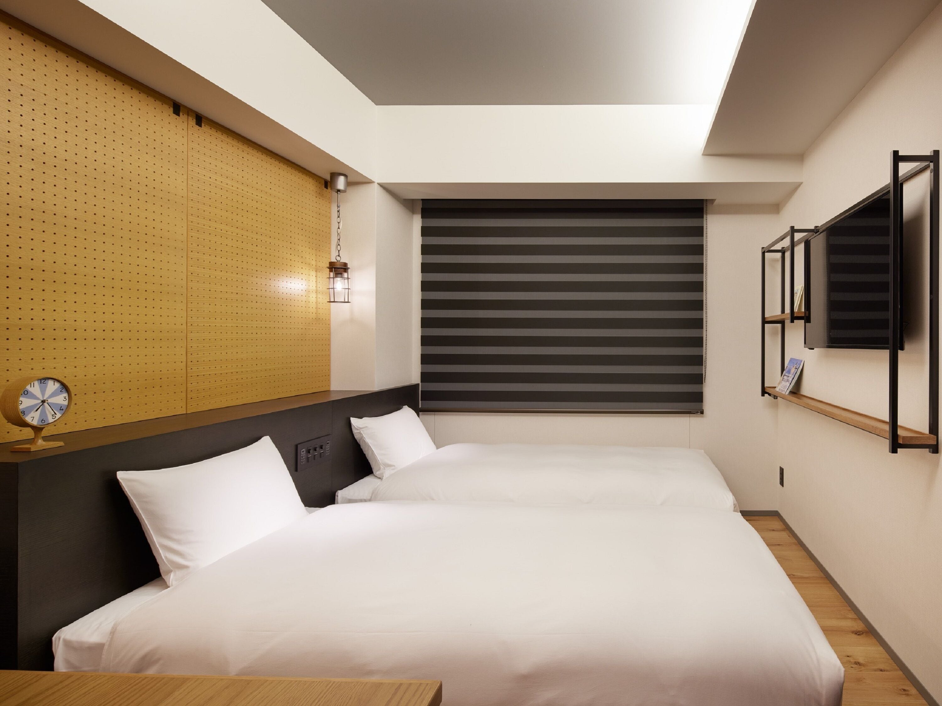 standard twin, non smoking | 1 bedroom, down duvets, blackout curtains, free wifi