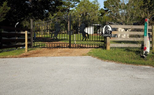 Pleasant Days Lodging Southwest Cottage