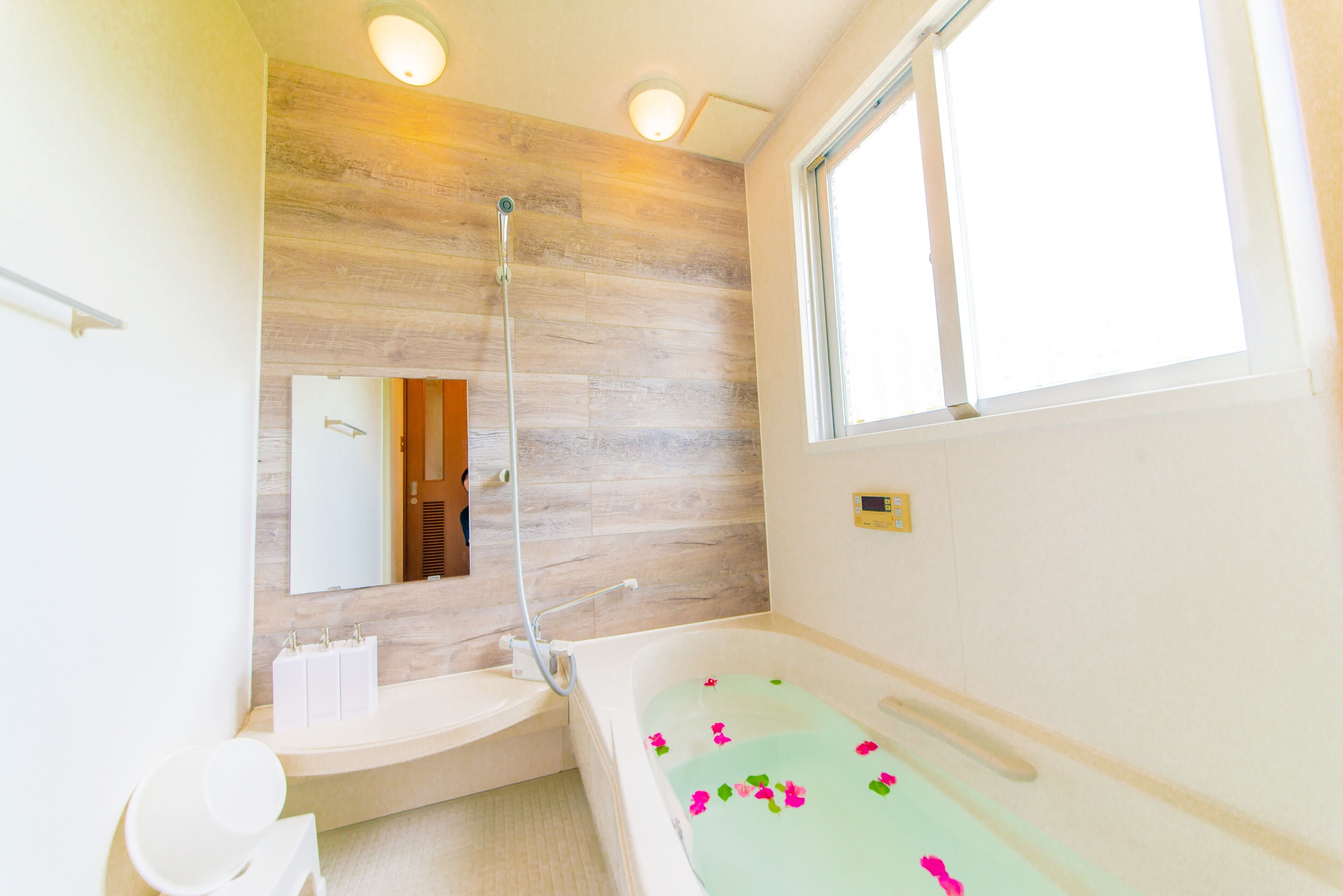 Vila, Bebas Asap Rokok | Kamar mandi | Bathtub dan shower terpisah dan perlengkapan mandi gratis