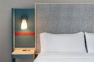 Quarto standard | Roupas de cama antialérgicas, escrivaninha