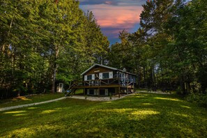 Exterior - Entire Modern Cabin by the NH White Mountains, Cannon + Franconia Notch!  (Bethlehem)