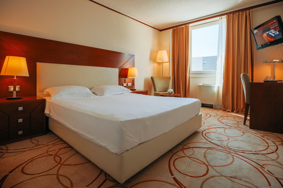 Classic Double Room