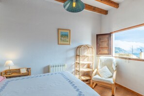 3 habitaciones, tabla de planchar con plancha y wifi gratis 