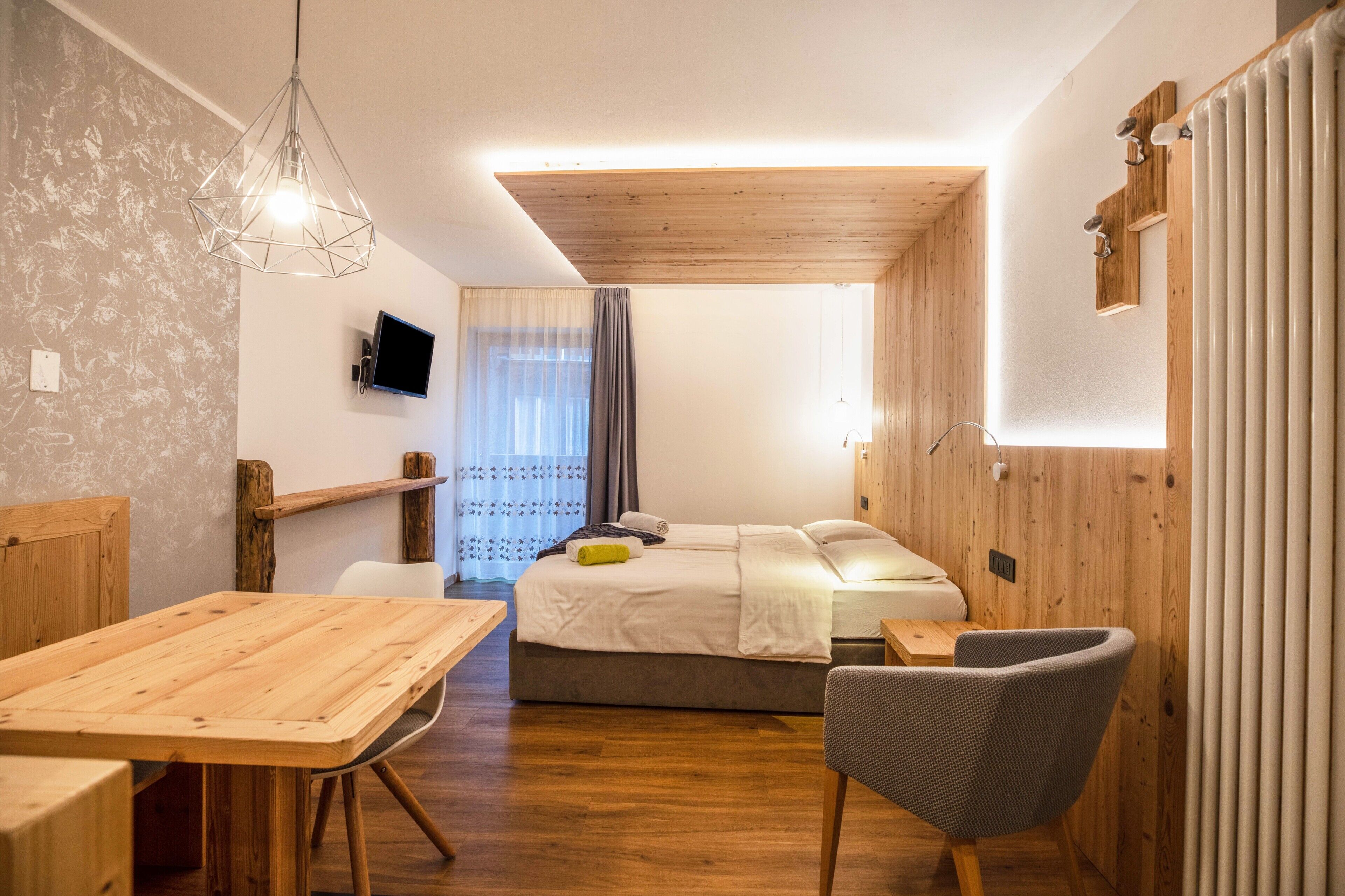 1 camera, Wi-Fi gratuito, lenzuola