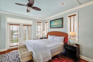 4 bedrooms, iron/ironing board, travel crib, free WiFi