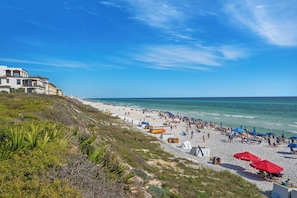 Una playa cerca
