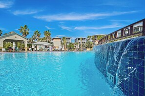 Pool - Aquanut | 12,000sq ft. Pool | 4 Bikes | Seacrest Beach | My Beach Getaways (Inlet Beach)